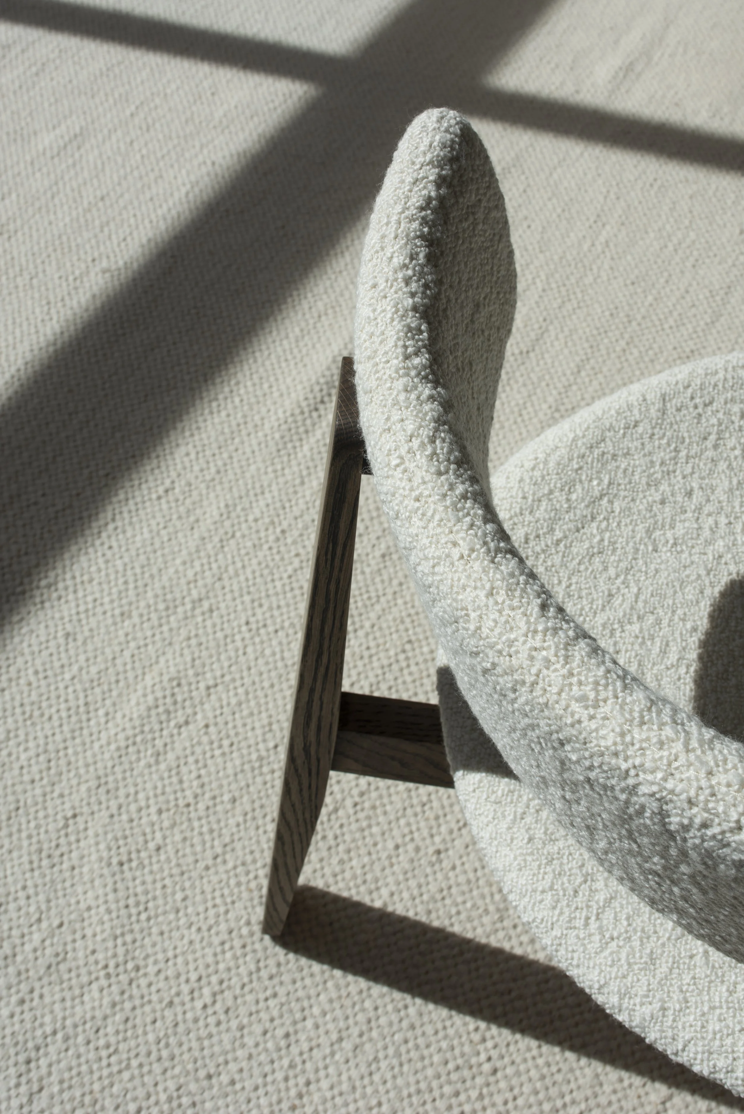 Nora Lounge Chair — Gazzda